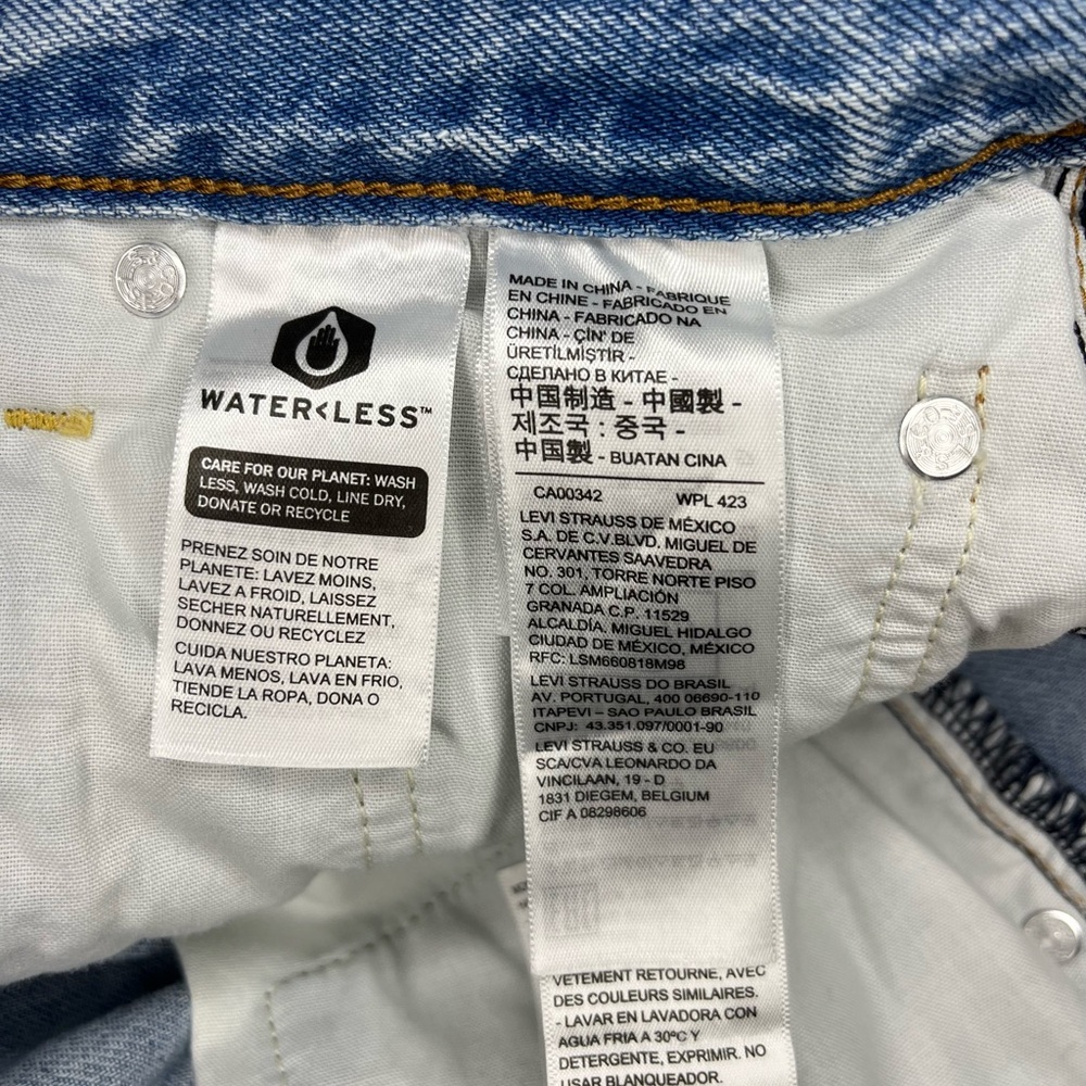 Levis Ribcage Straight Ankle Light Wash Button Fly Jeans Size 28 - Picture 13 of 15